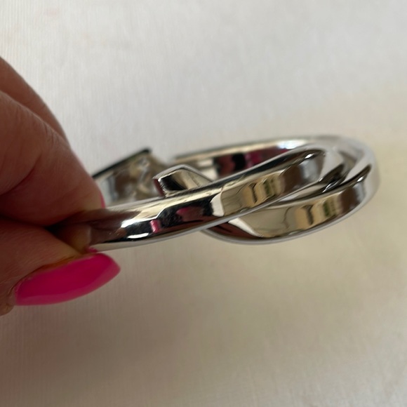 COPY - NWT Gorgeous cuff bracelet. - Picture 3 of 5